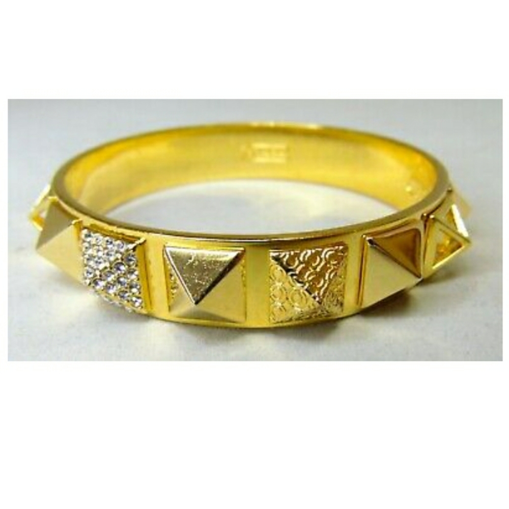 Gorgeous Coach Statement Braclet Cuff Pyramid Des… - image 7